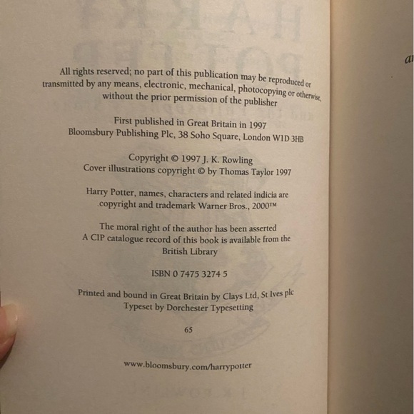 Harry Potter Books 1-4 Paperback Boxed Set - Picture 5 of 8